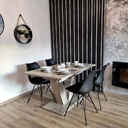 Apartament Jelonek W Karkonoszach 耶莱尼亚古拉 外观 照片